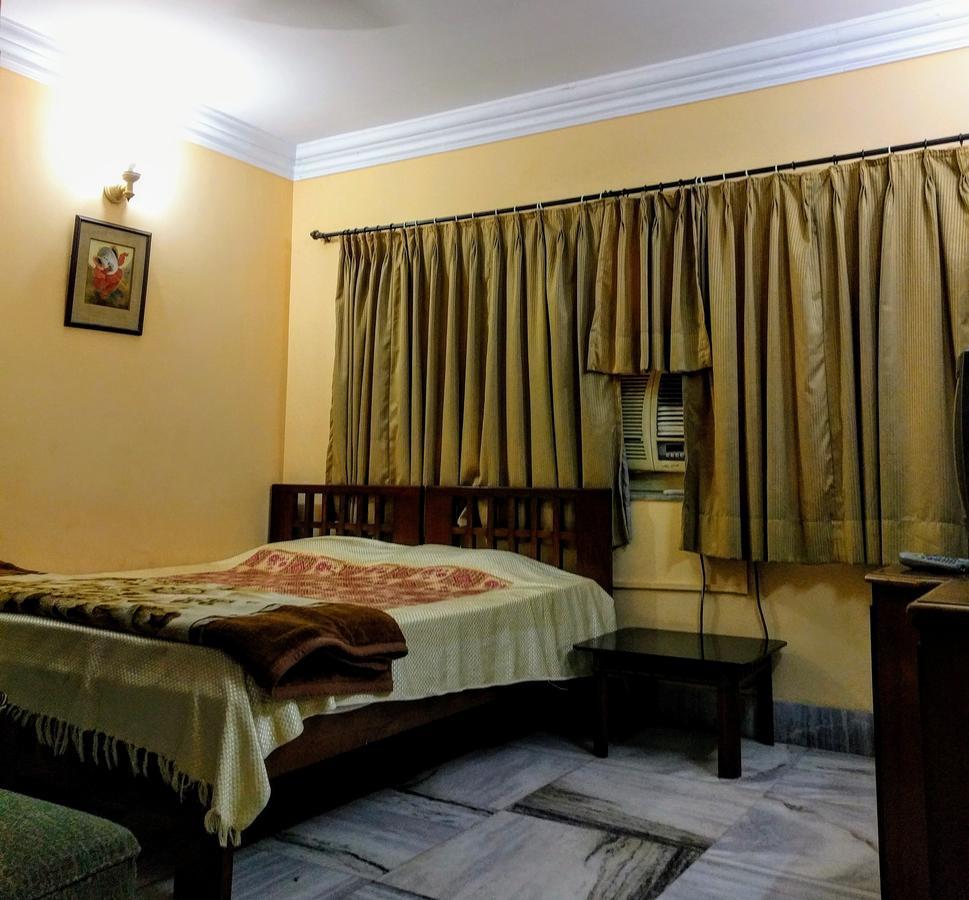 Ashray Guesthouse Kolkata Ngoại thất bức ảnh