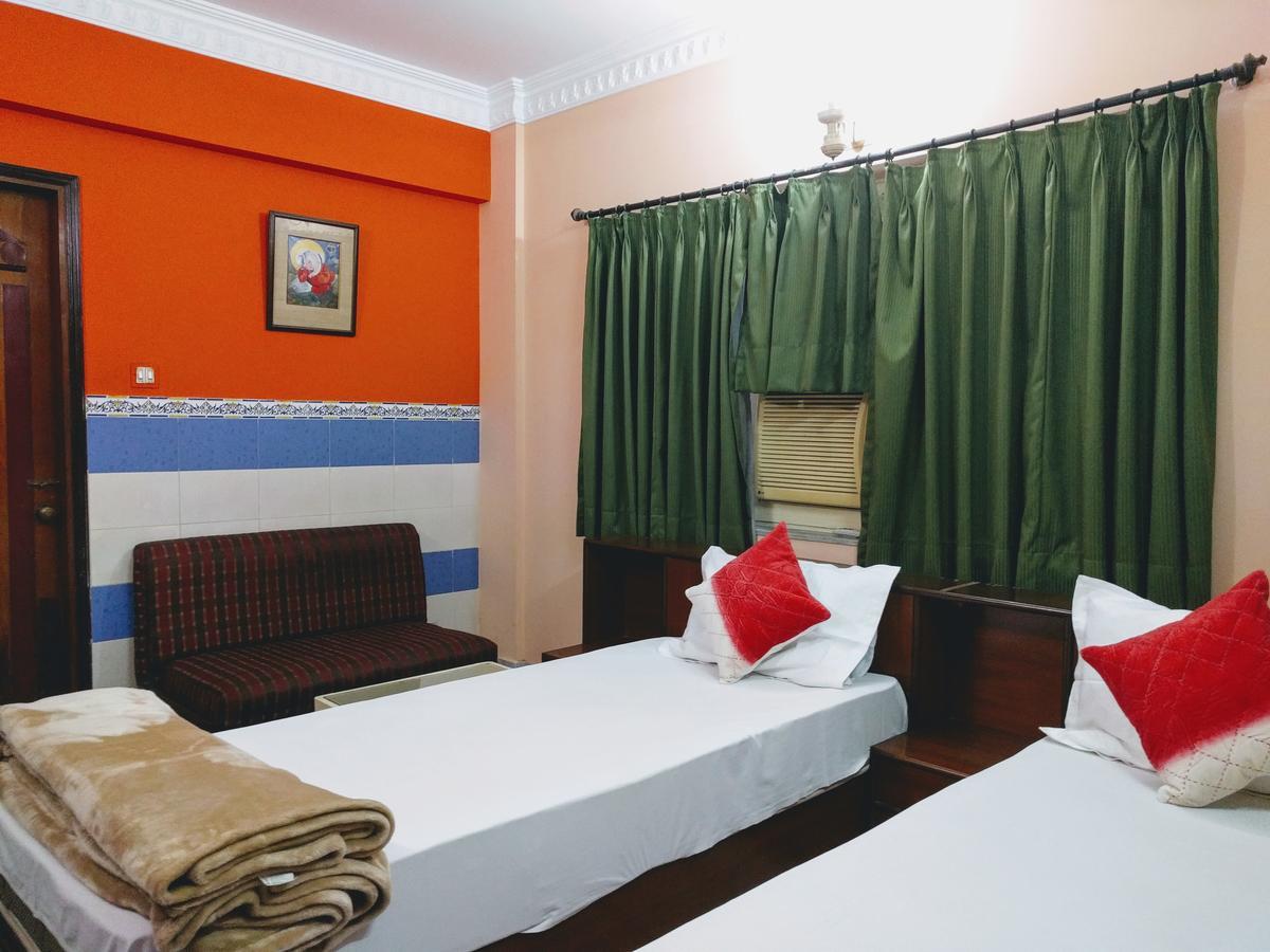 Ashray Guesthouse Kolkata Ngoại thất bức ảnh